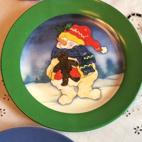 NWT. Set of 4 Snowman Dessert Plates - Picture 4 of 7